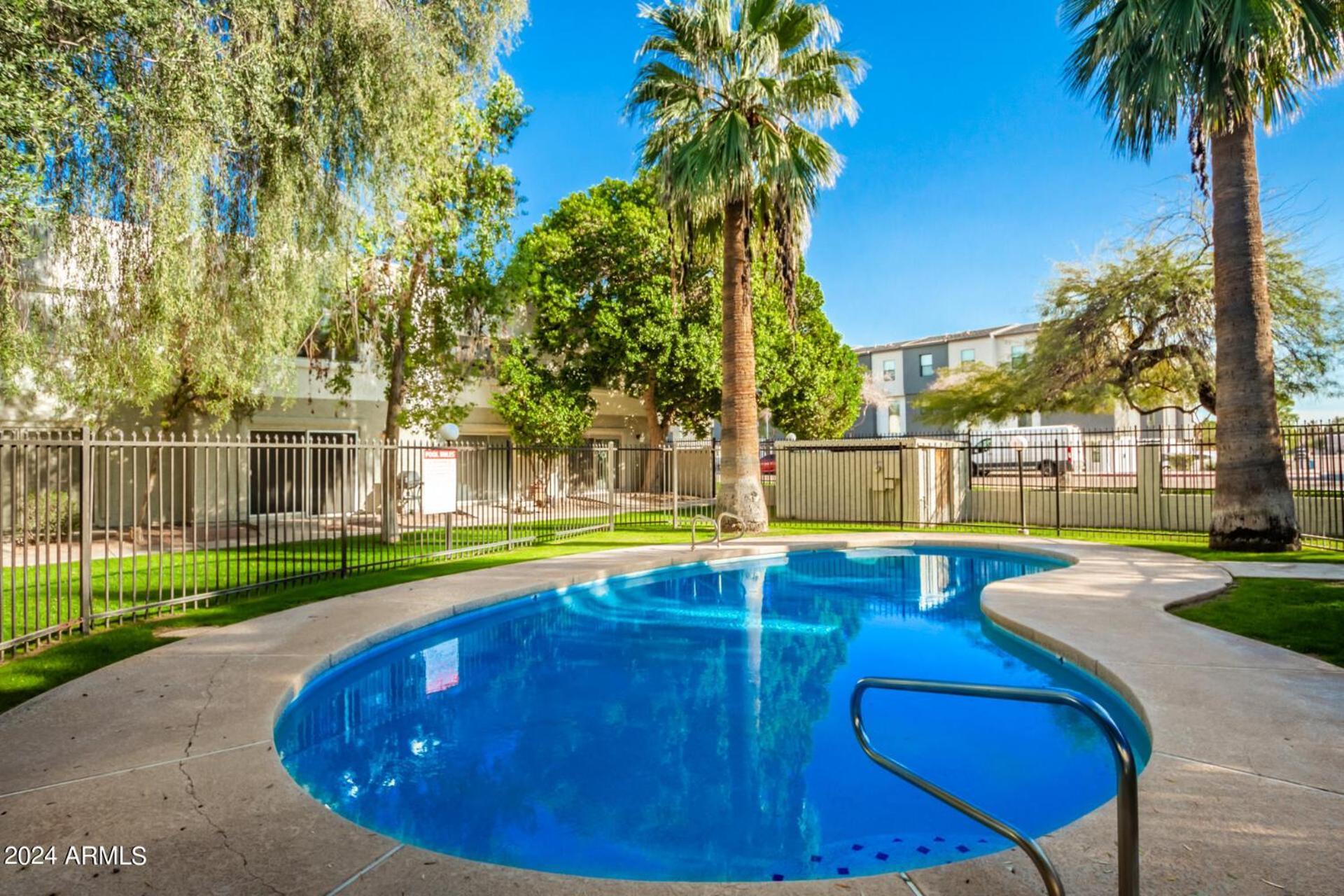 Beautifully Renovated Townhouse Apartment Tempe Exterior photo